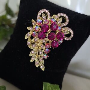 Vintage Gold Brooch Pin with Pink And Fuchia AB Stones